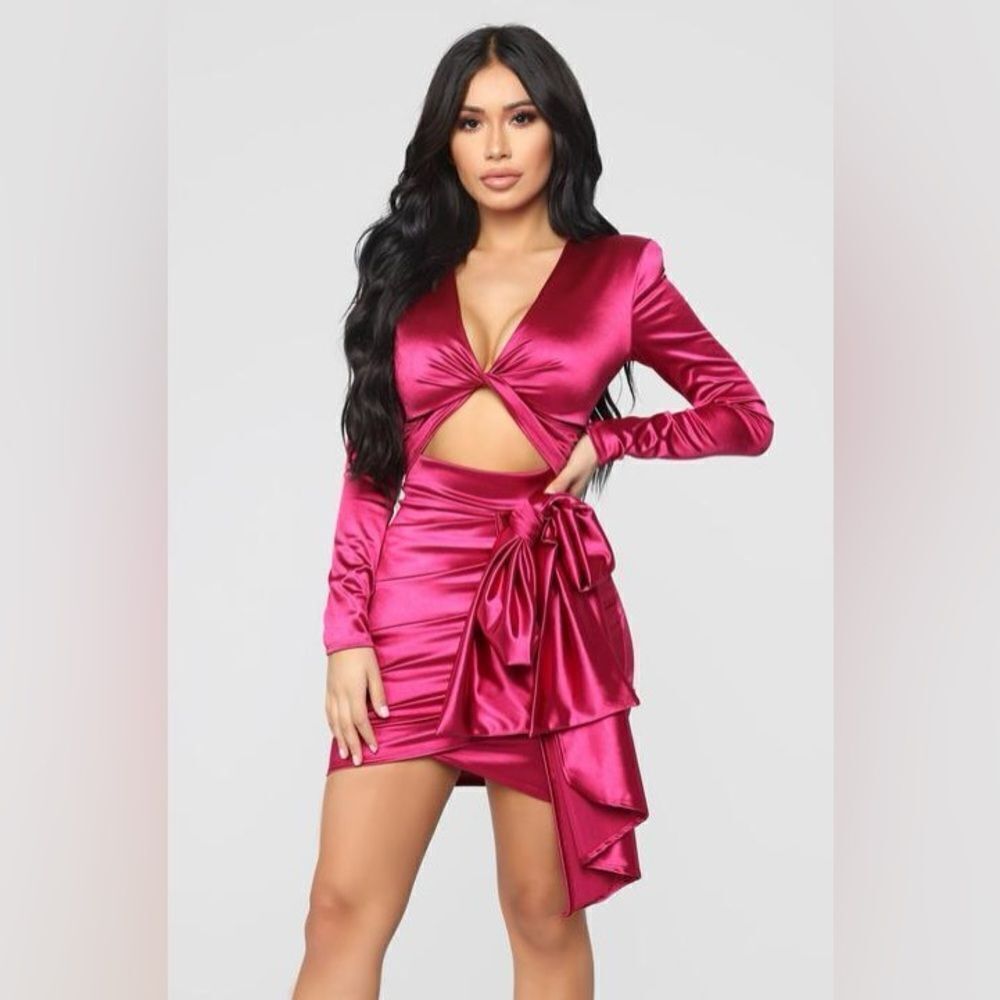 NWT FASHION NOVA FUSCHIA PINK TWENTY FUN SATIN DRESS SIZE M long sleeve cut out